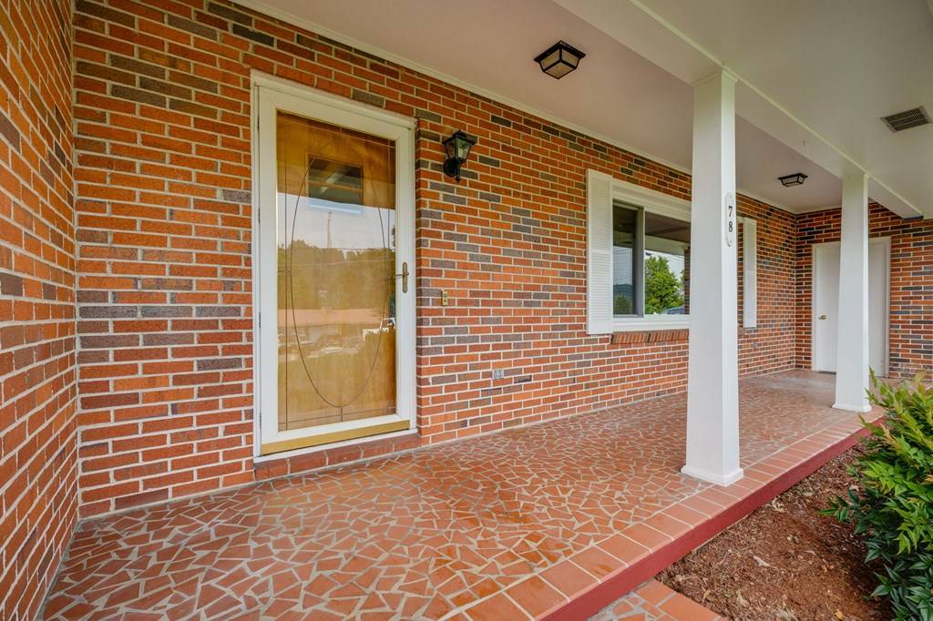 Lebanon, VA 24266,78 Flatwoods Dr.