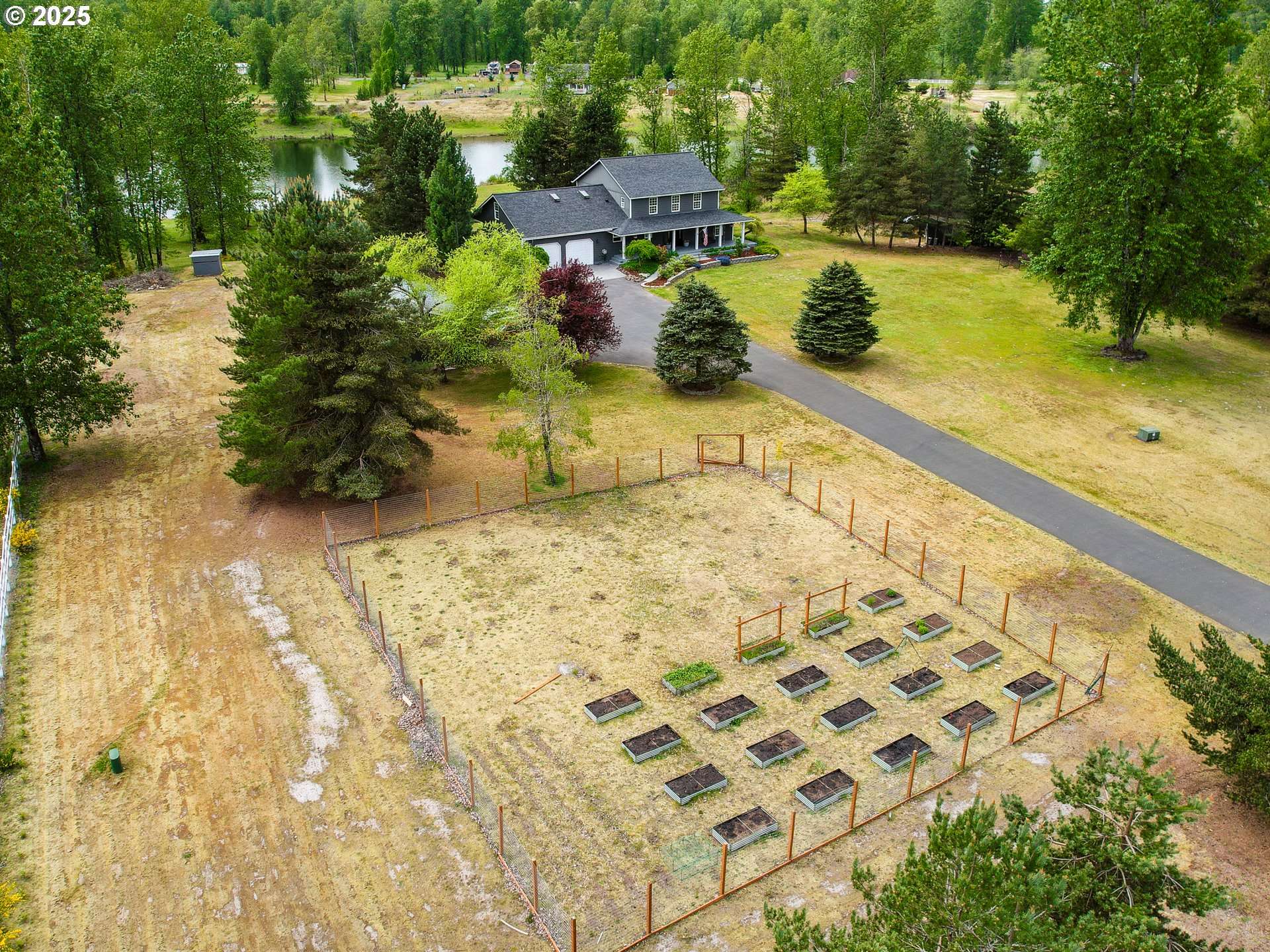 Castle Rock, WA 98611,226 BAY POINT DR