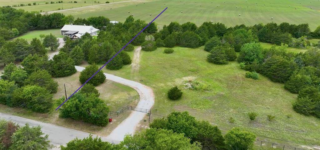 Van Alstyne, TX 75495,383 Bucksnort Road