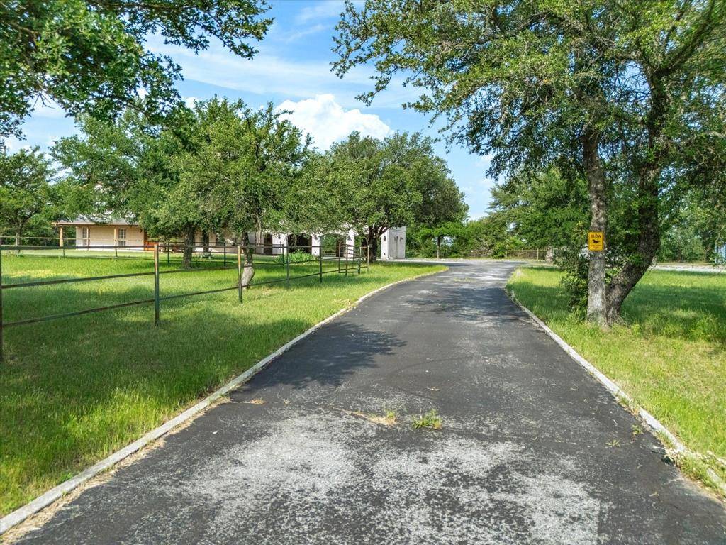 333 Forest Trail, Weatherford, TX 76085
