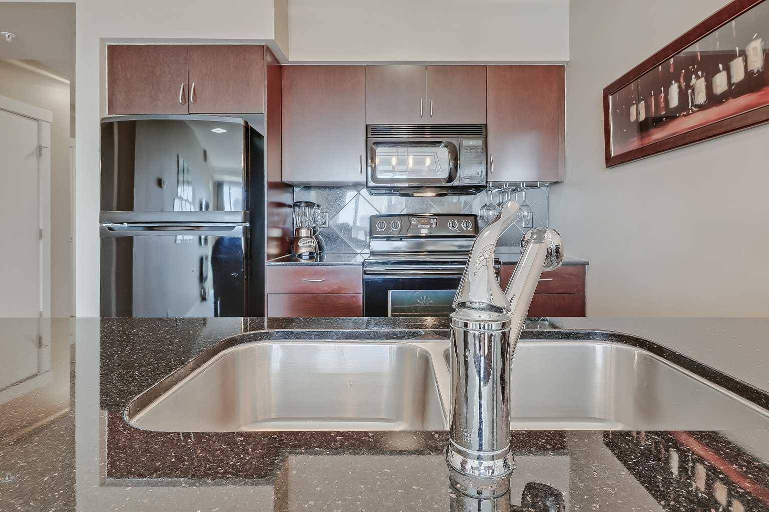 Calgary, AB T2V 2X4,8880 Horton RD Southwest #614