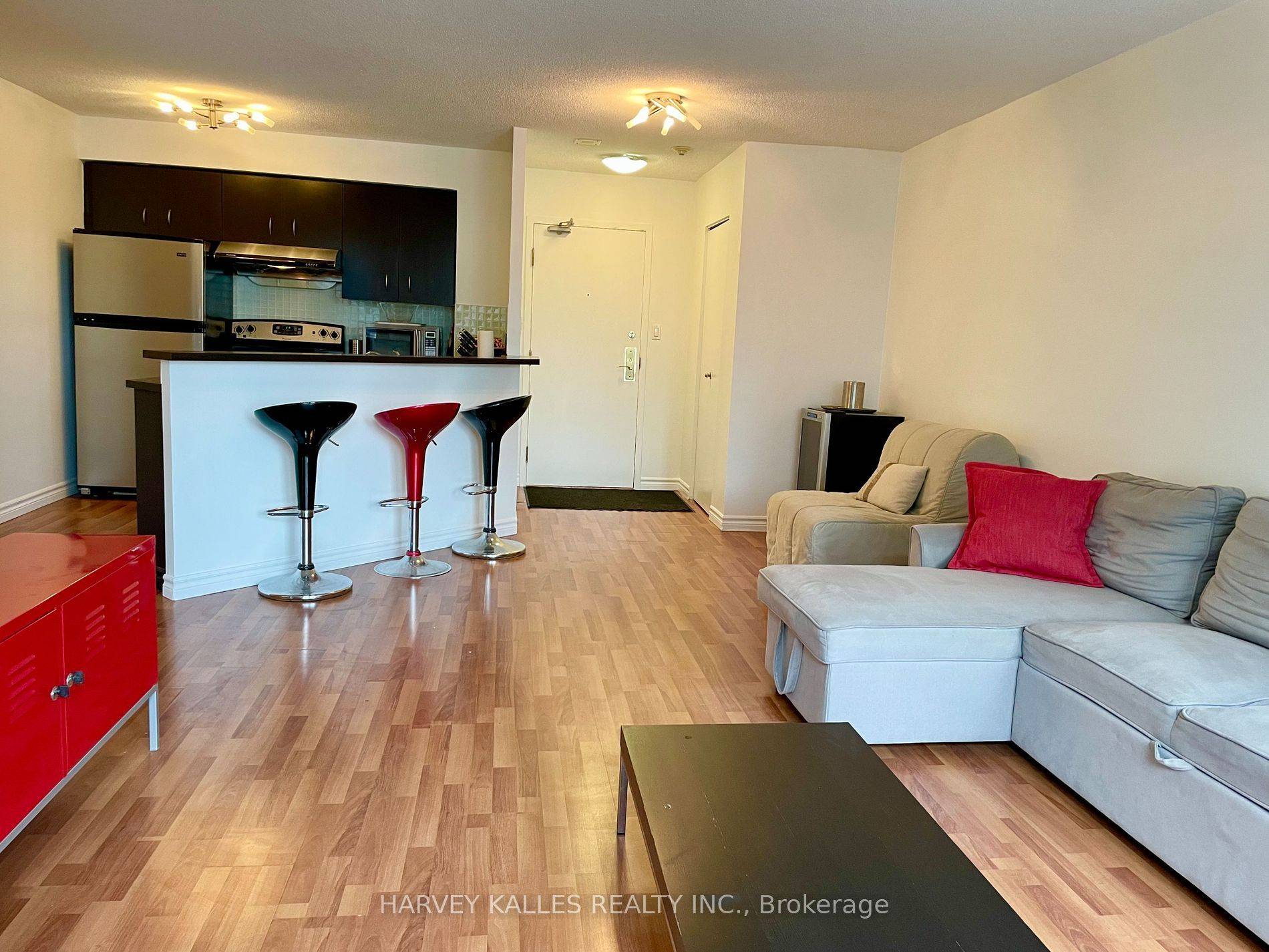 Toronto C01, ON M4Y 2X5,25 Grenville ST #2206