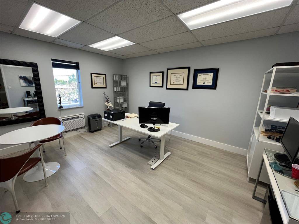 2542 N Federal Hwy, Fort Lauderdale, FL 33305