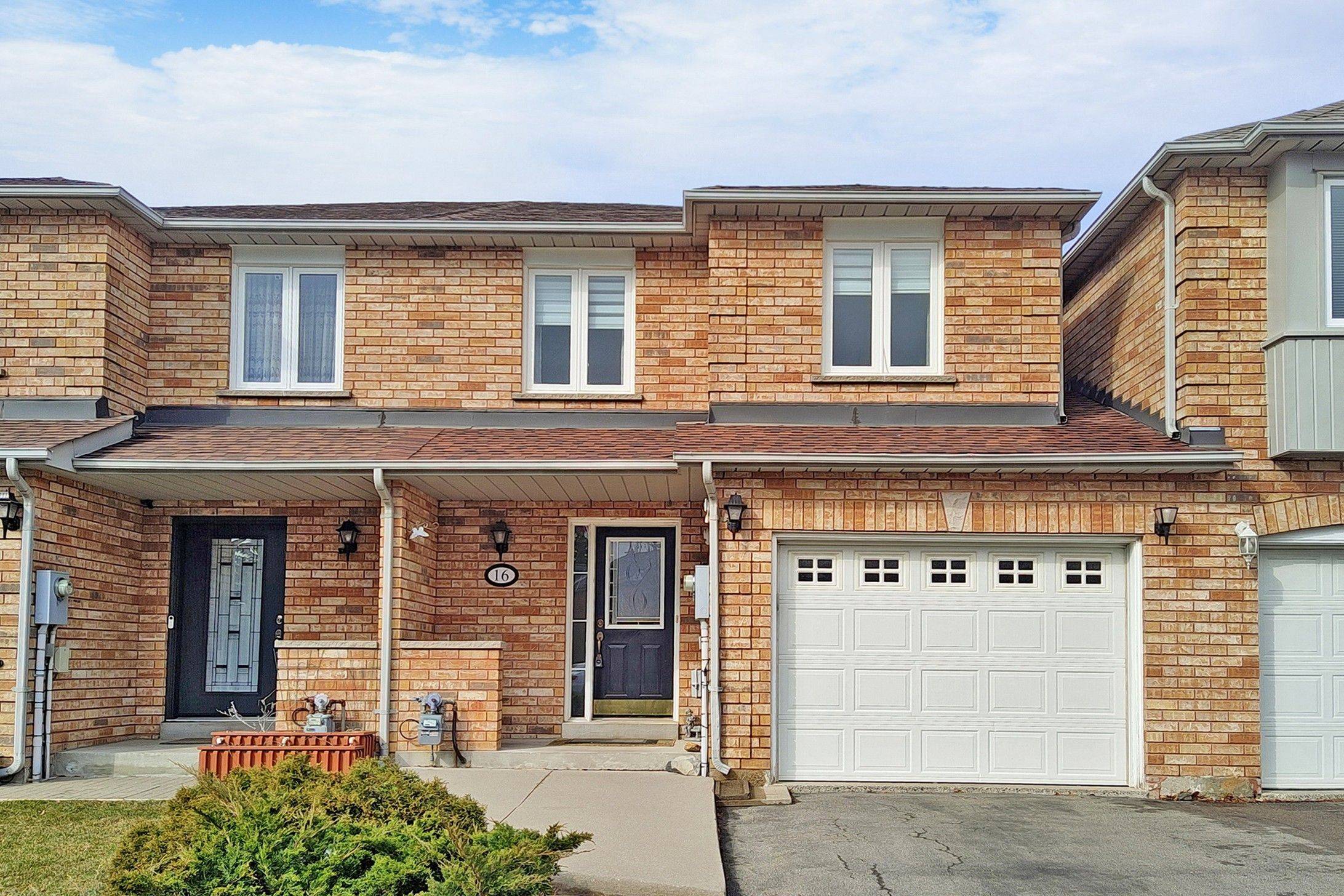 16 Opera PL, Vaughan, ON L4L 8Y8