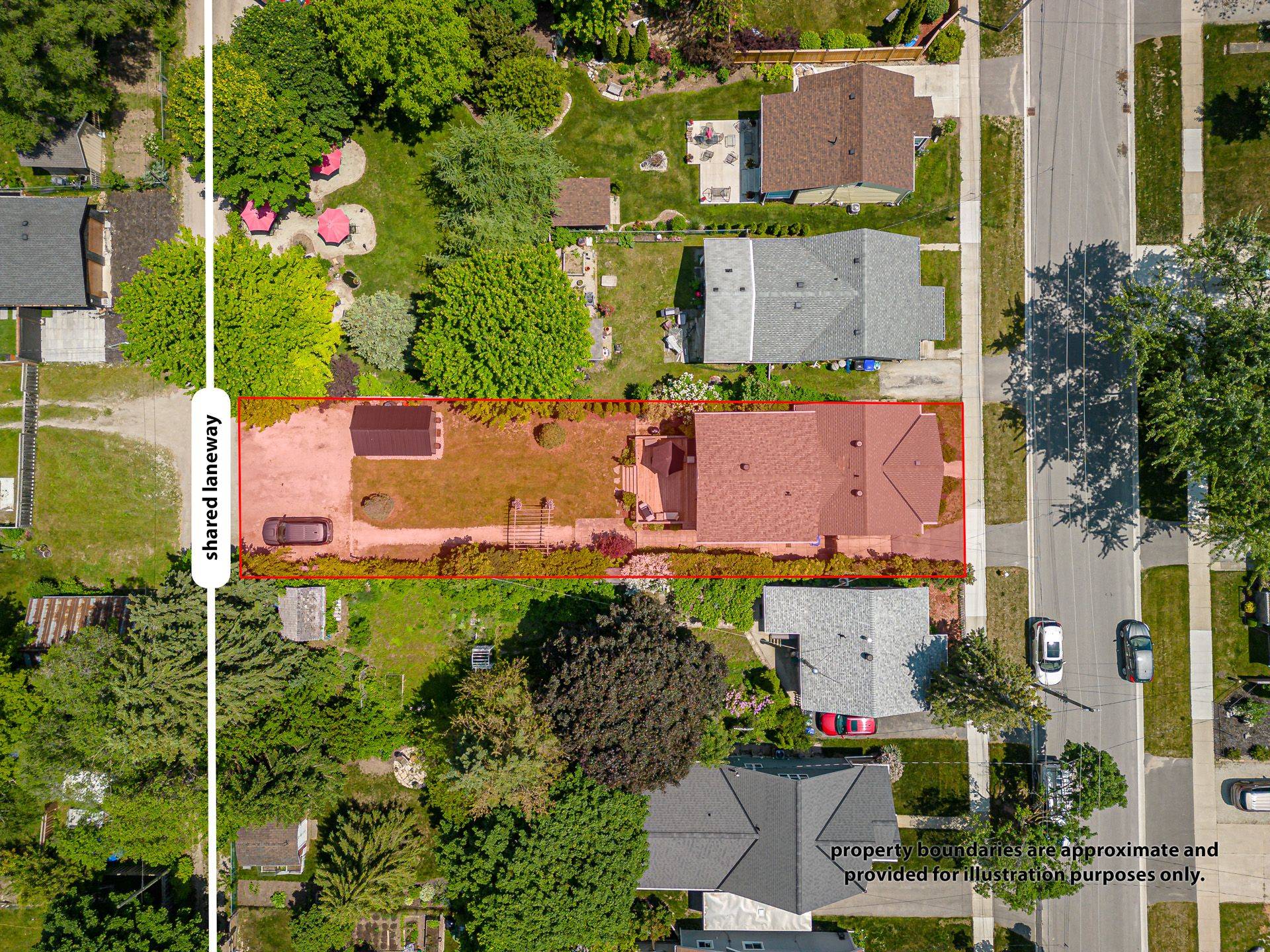 Collingwood, ON L9Y 2E9,17 Ninth ST