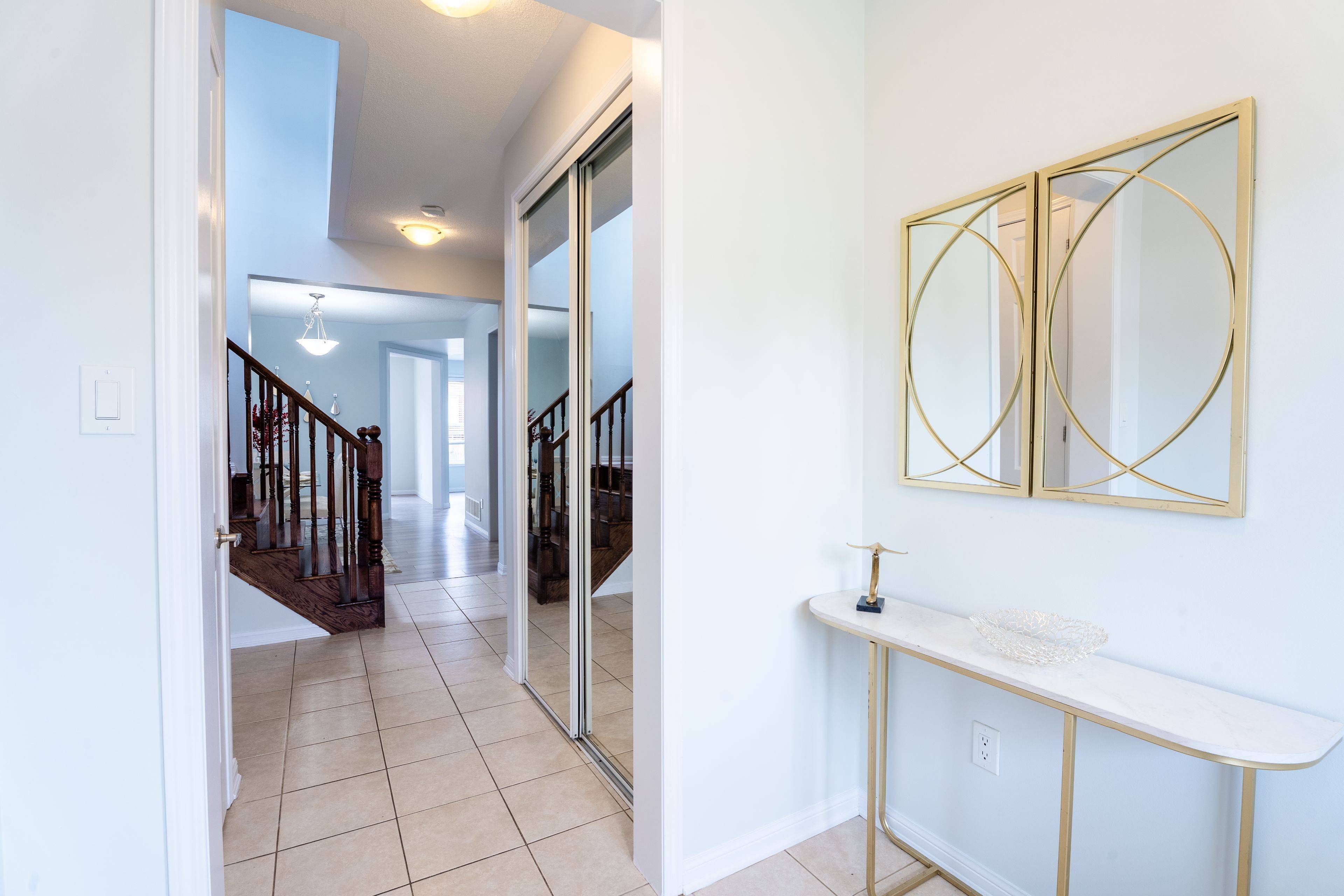 Milton, ON L9T 8B9,405 Leiterman DR