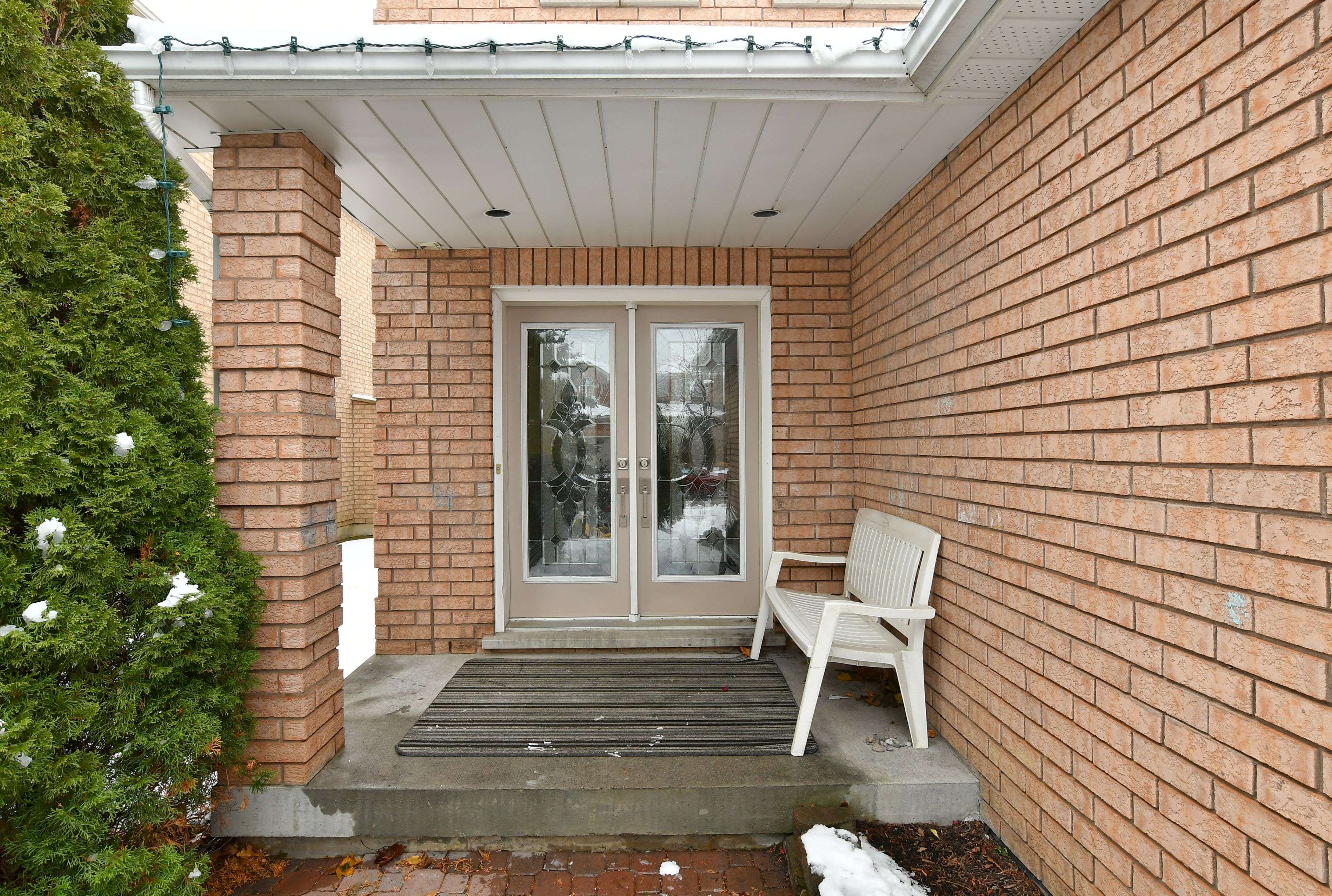 Caledon, ON L7E 2A9,3 Frustac TRL