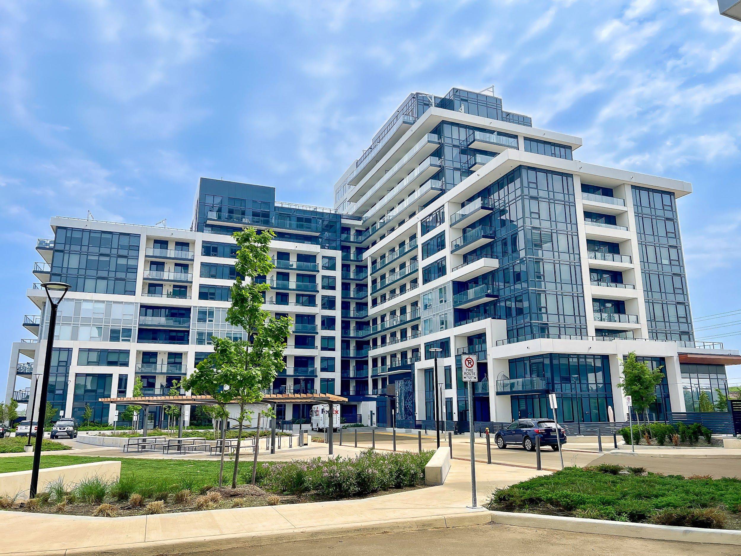 3220 William Colston AVE #1307, Oakville, ON L6H 7W6