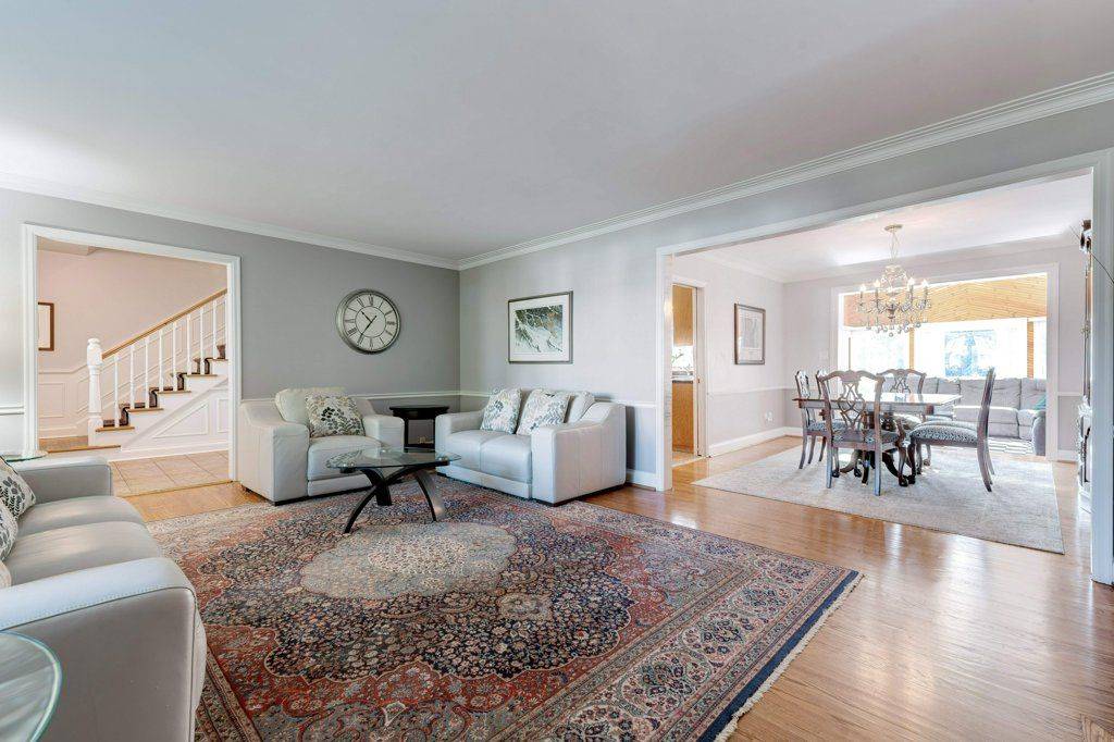 Burlington, ON L7L 1J1,4190 Corrine CT