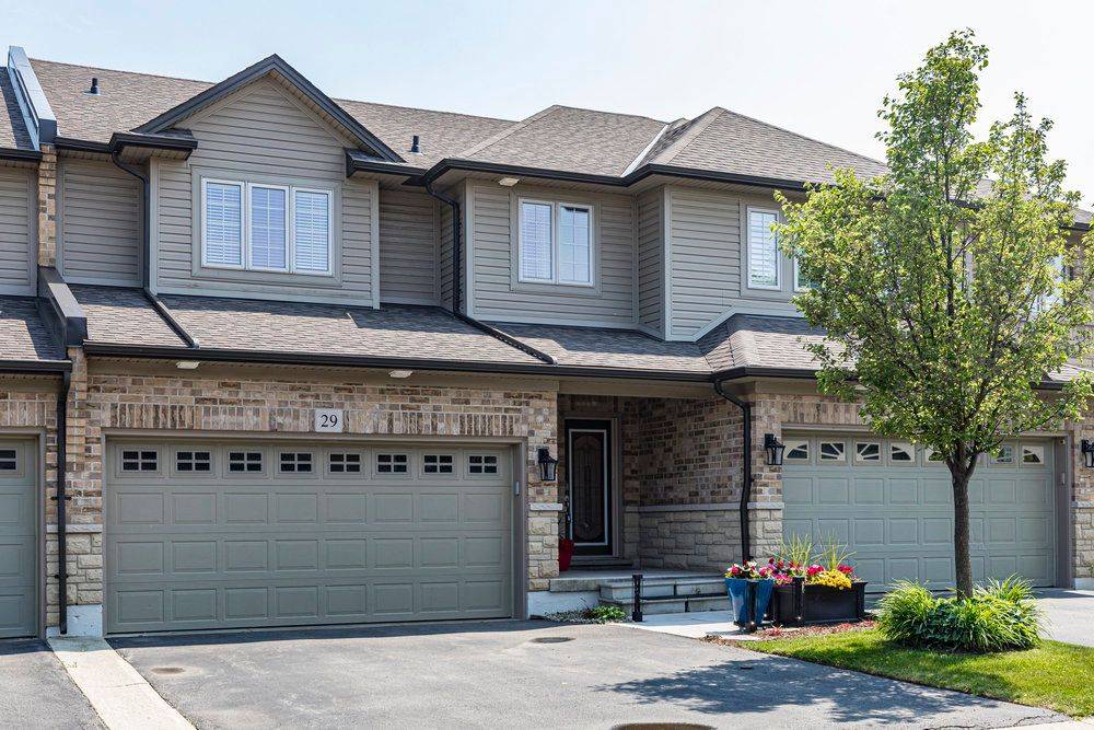 441 Stonehenge DR #29, Hamilton, ON L9K 0B1