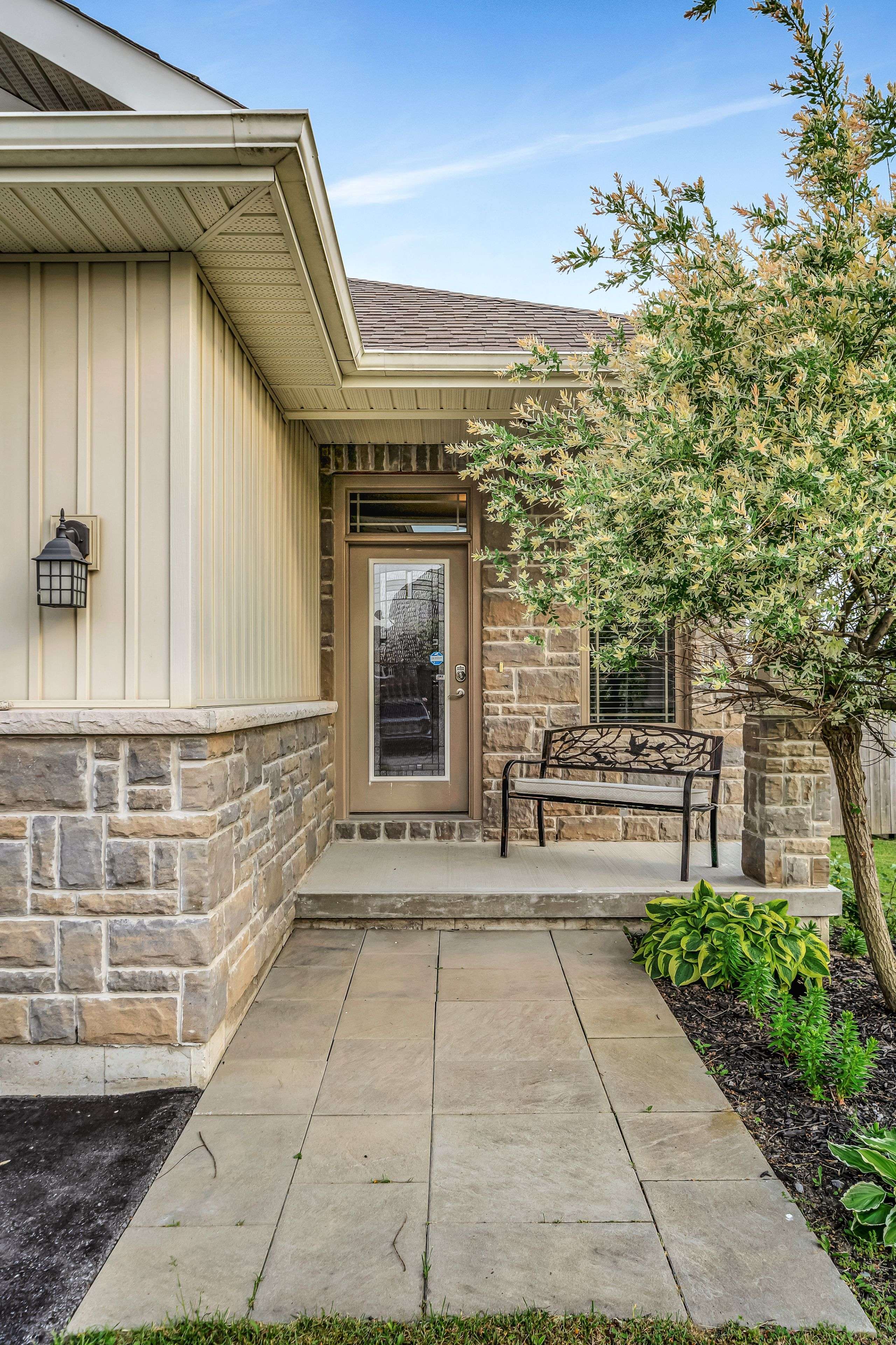 Belleville, ON K8N 0E4,25 Walnut CRES