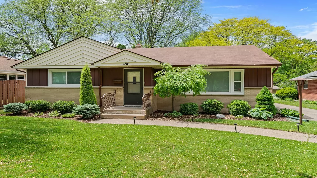 Rockford, IL 61107,1210 Gorham Place