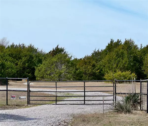 Van Alstyne, TX 75495,383 Bucksnort Road