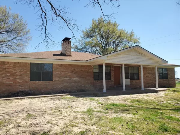 8740 County Road 2403, Tool, TX 75143