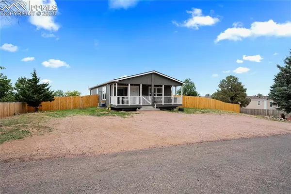 Colorado Springs, CO 80926,8395 Commanche RD