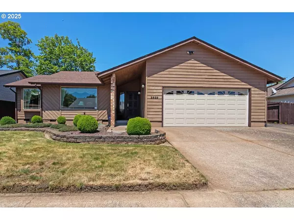 2829 40TH AVE, Albany, OR 97322