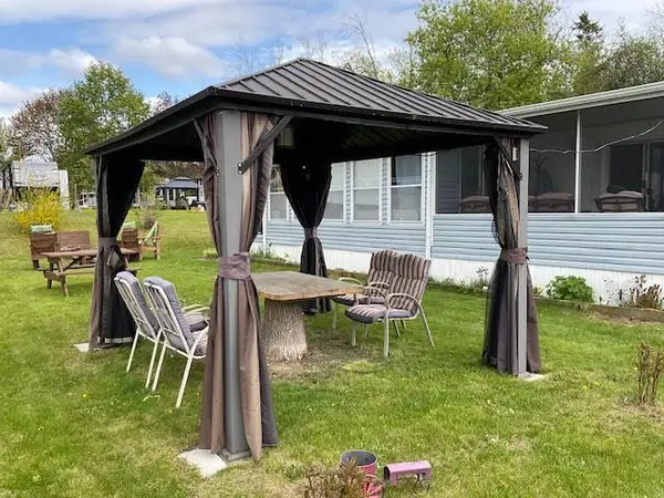 Otonabee-south Monaghan, ON K0L 2G0,1 Grandview AVE