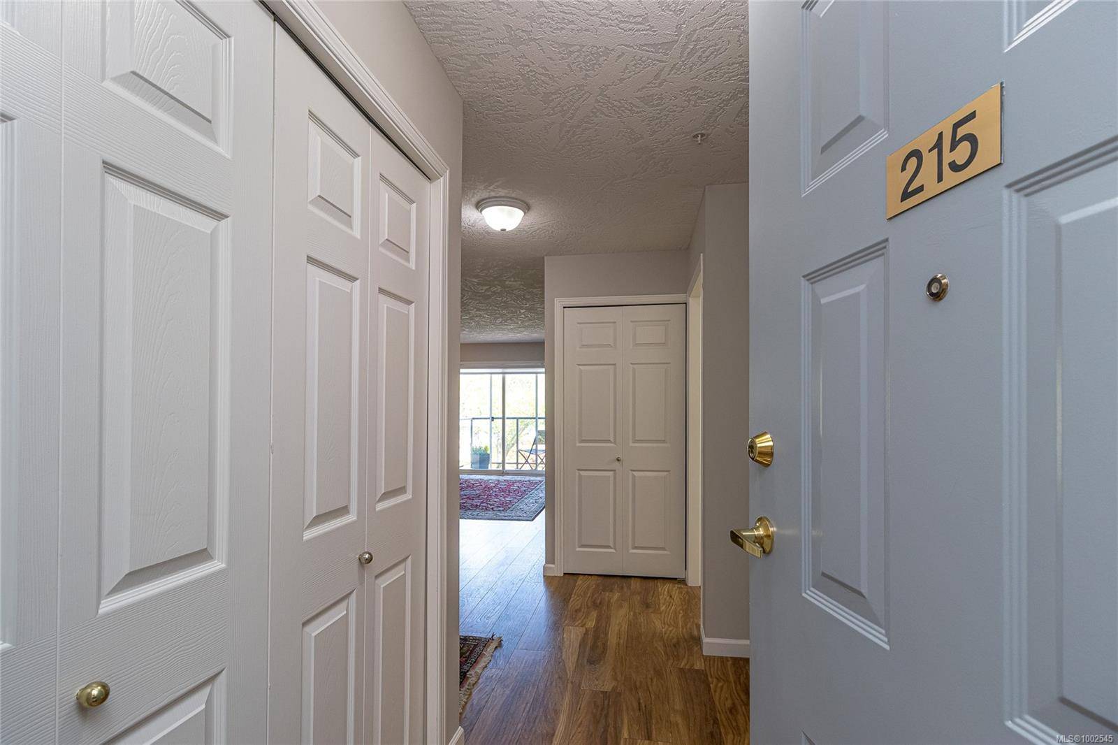 Saanich, BC V8P 5T5,1485 Garnet Rd #215