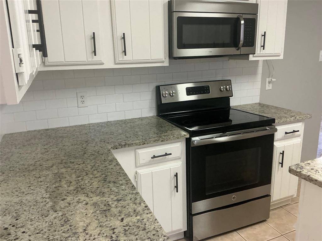 Arlington, TX 76013,2333 Garden Park Court