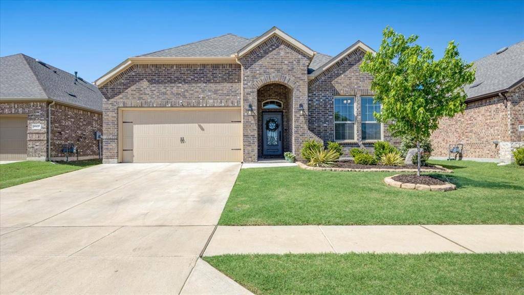 10431 Twisting Springs Drive, Aubrey, TX 76227
