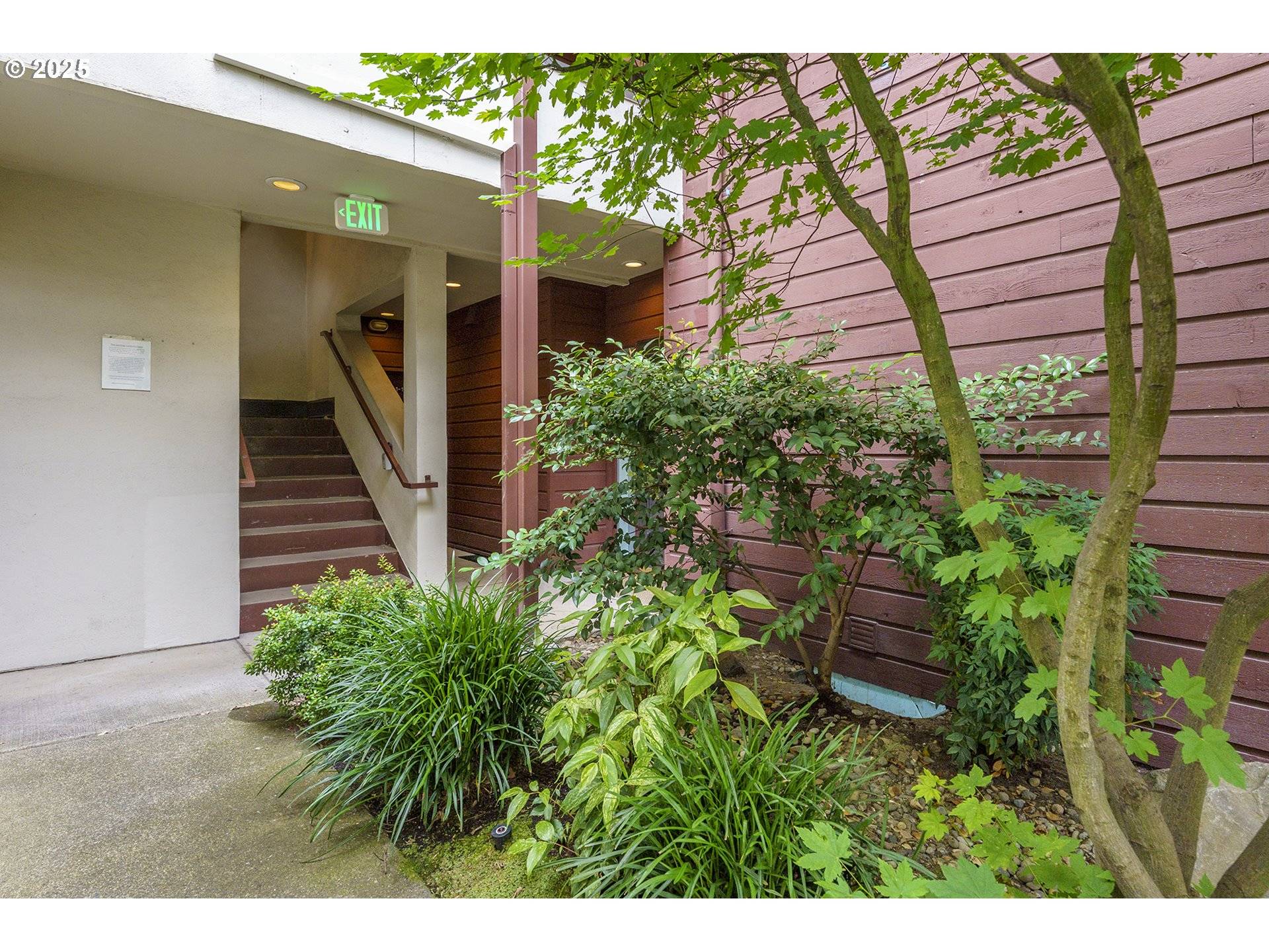 Portland, OR 97239,5250 S LANDING DR #111B1