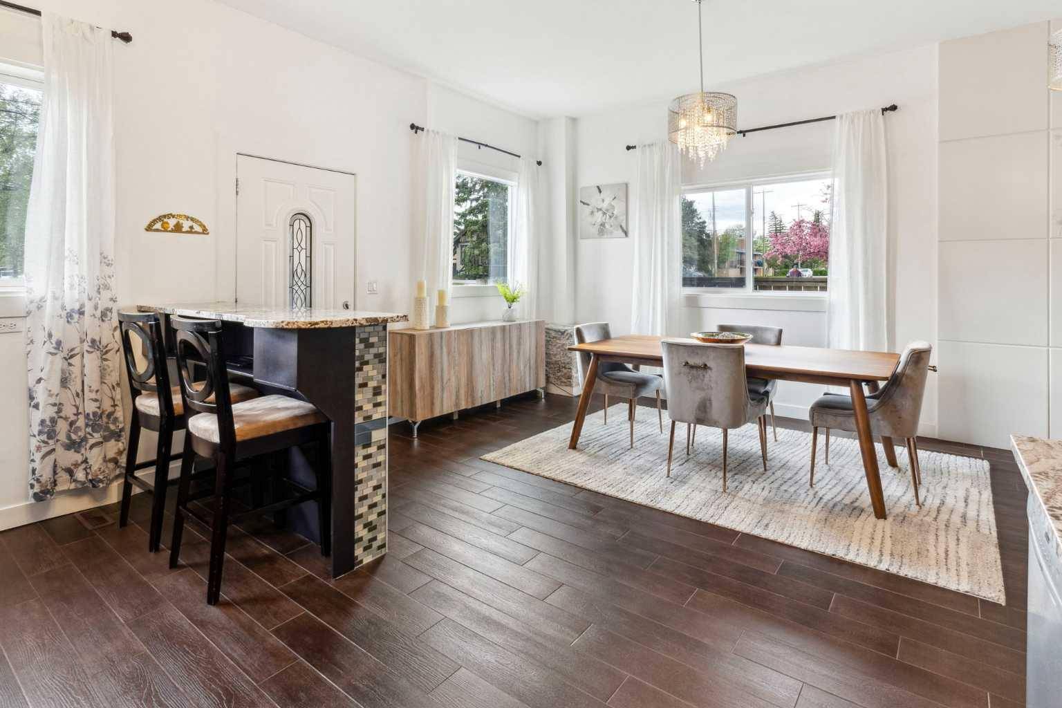 Calgary, AB T3E 0H4,2716 21 AVE Southwest