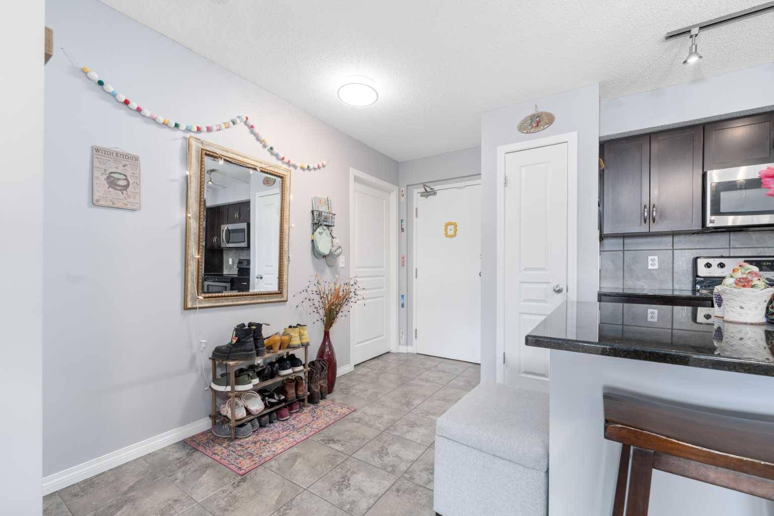 Calgary, AB T2Z 0T5,250 New Brighton Villas Southeast #319