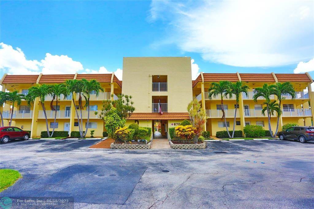 6700 Royal Palm Blvd #309, Pompano Beach, FL 33063