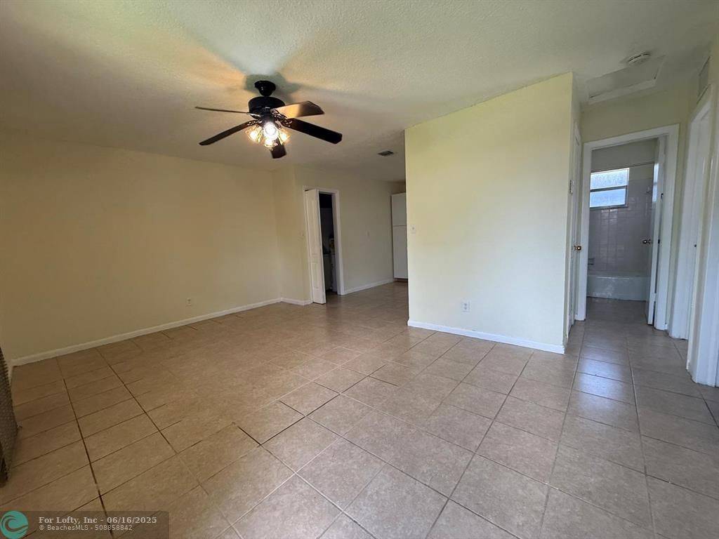 Fort Lauderdale, FL 33315,634 SW 4th Ave  #B