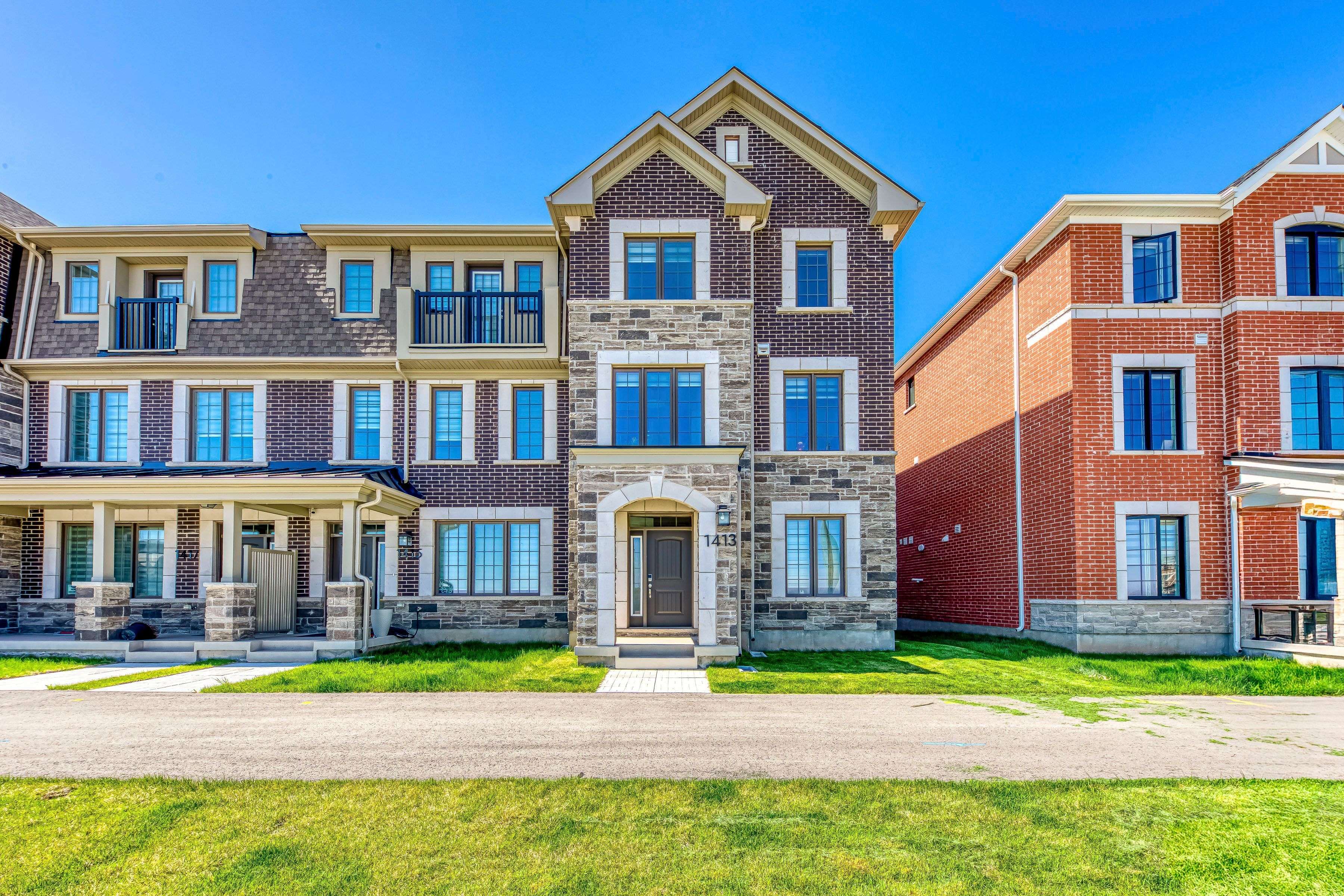 Oakville, ON L6M 5P2,1413 William Halton Pkwy