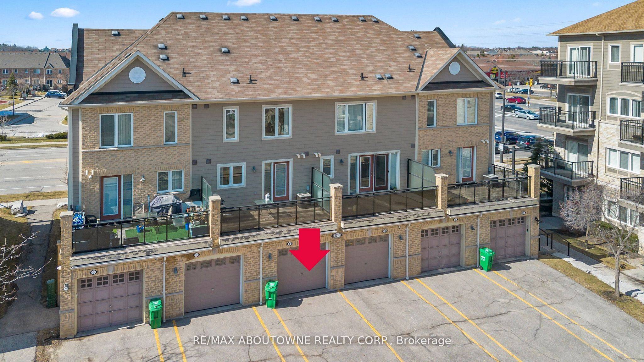 Mississauga, ON L5M 0P5,3010 Erin Centre BLVD #4