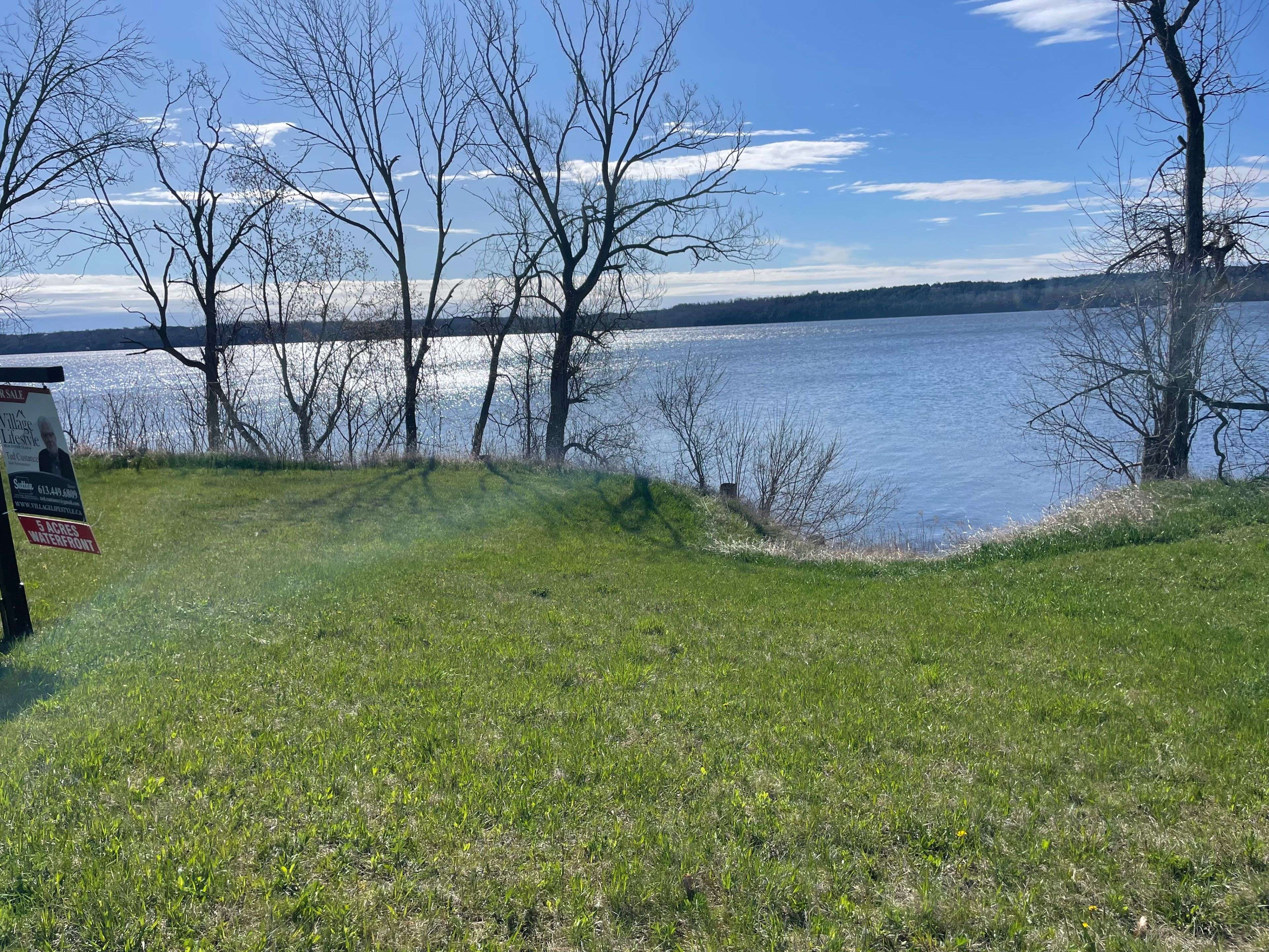 Greater Napanee, ON K0H 1G0,224 Bayshore RD