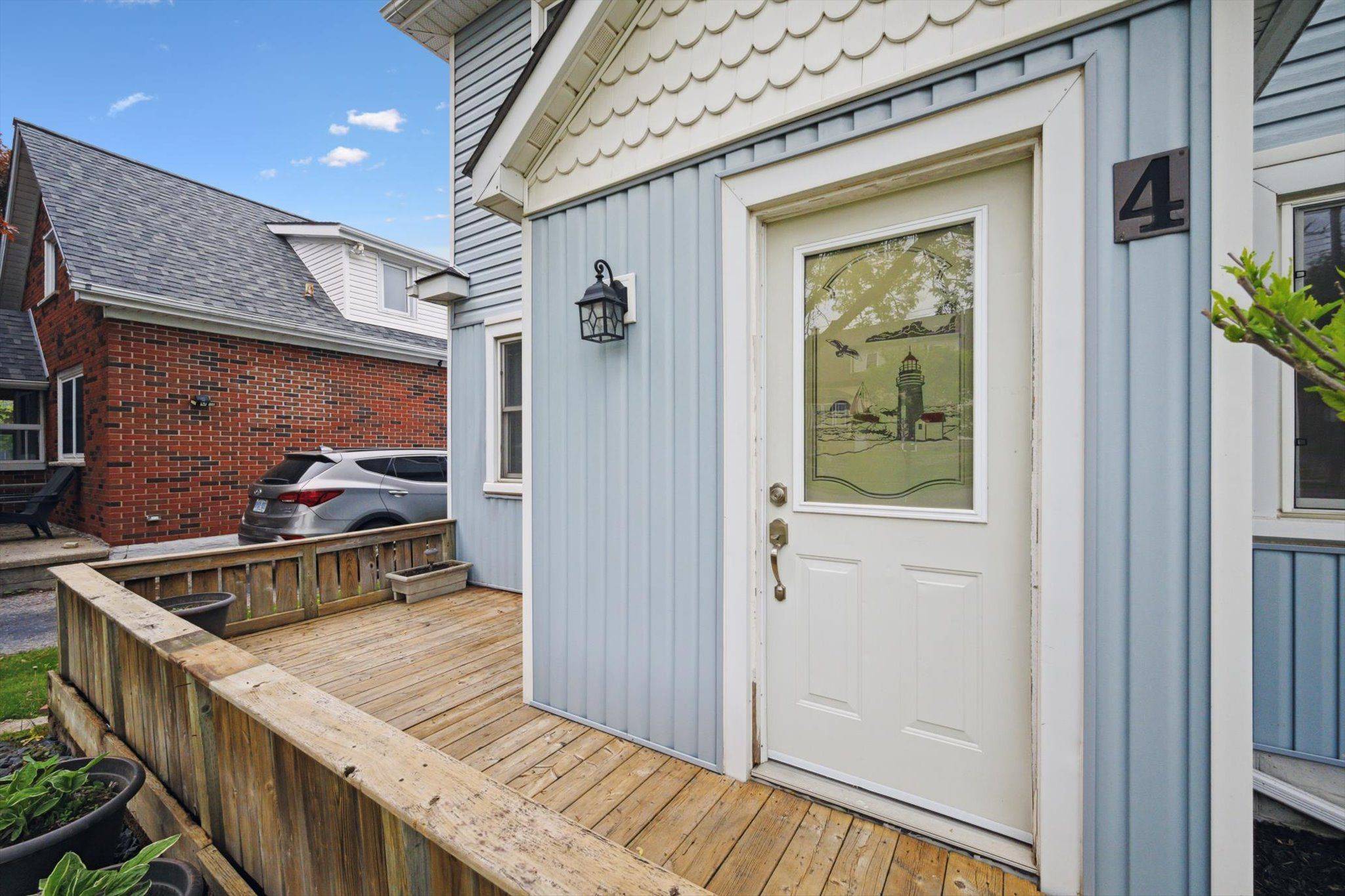 Kitchener, ON N2G 2Z8,4 Kennedy AVE