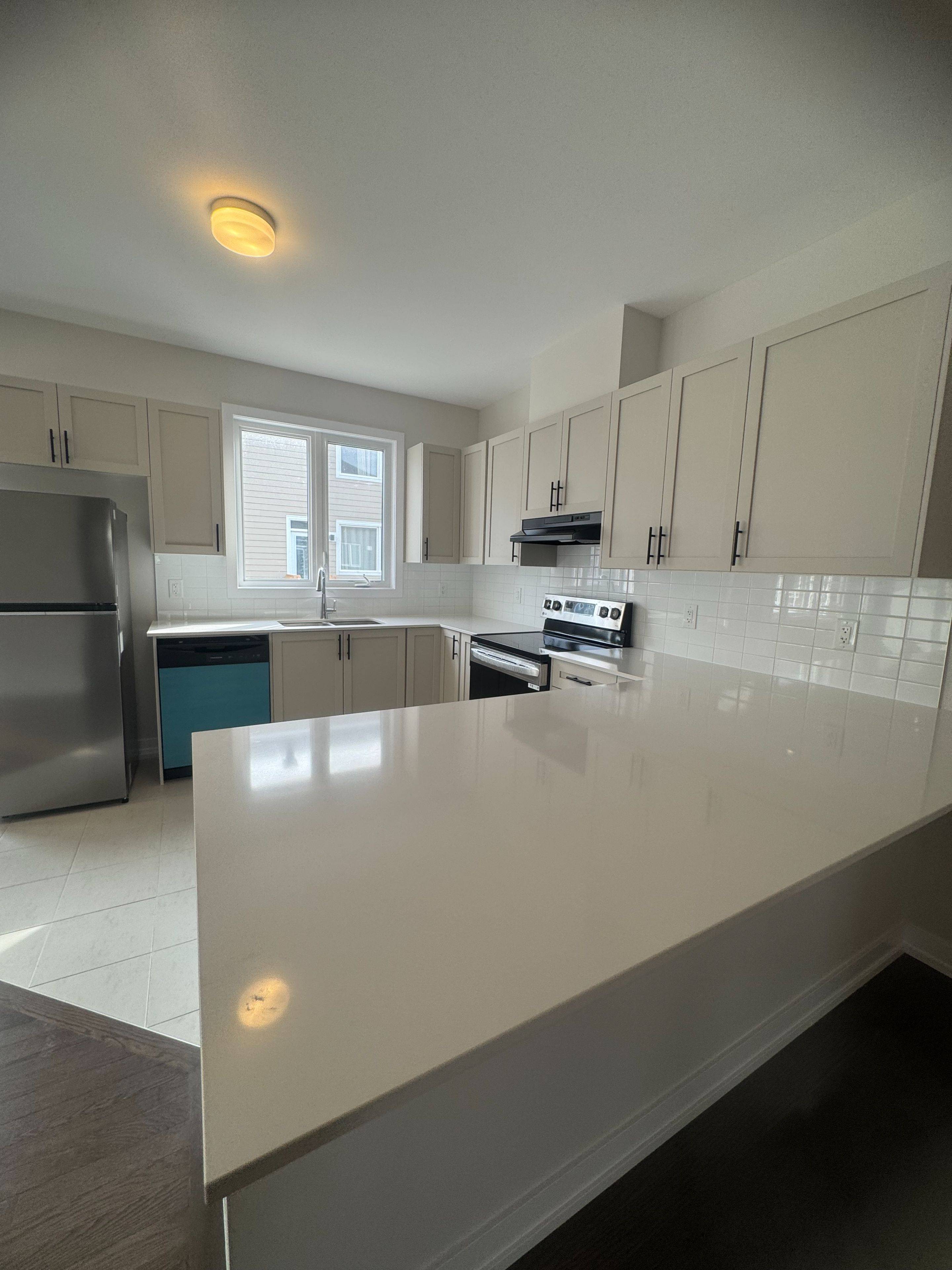Stittsville - Munster - Richmond, ON K0A 2Z0,958 Seagrave LN