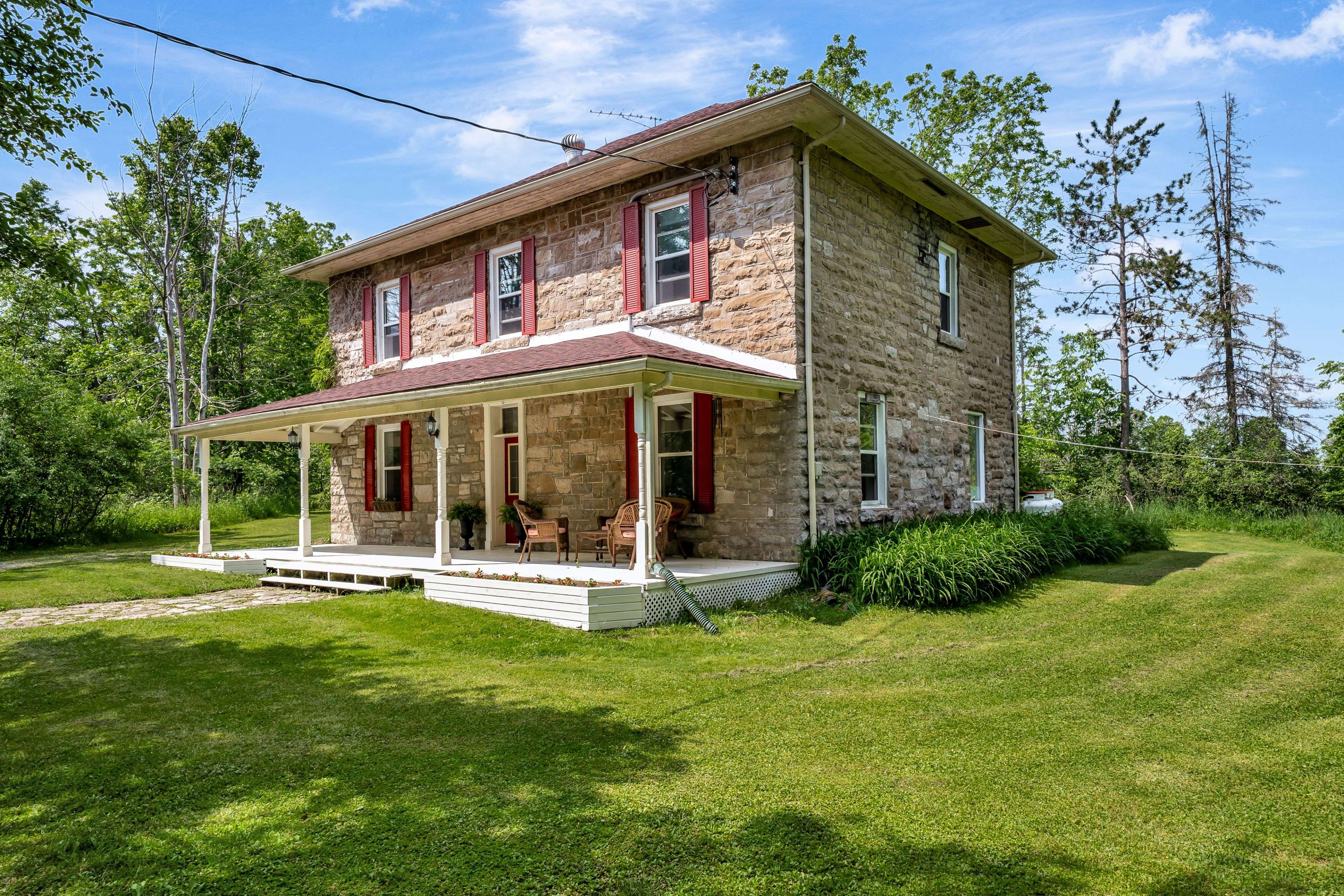 Trent Lakes, ON K0M 1A0,108 Tates Bay RD