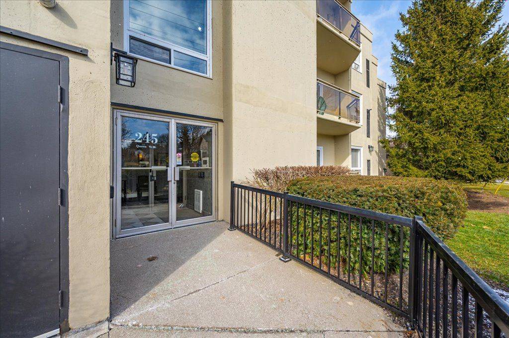 Centre Wellington, ON N1M 3R6,245 Queen ST W #301