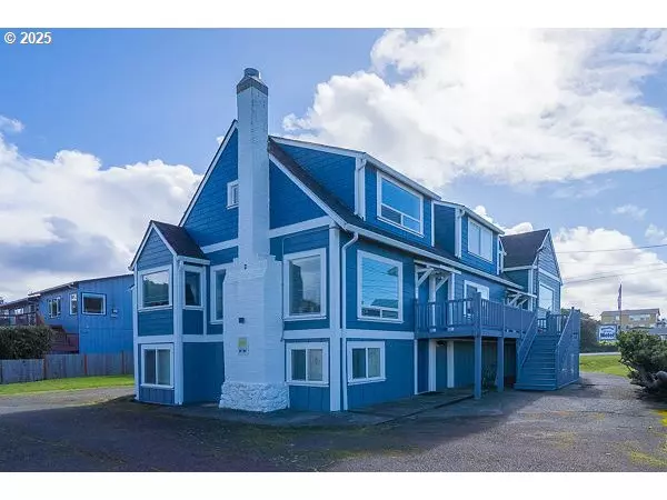 Lincoln City, OR 97367,3310 NW JETTY AVE #1