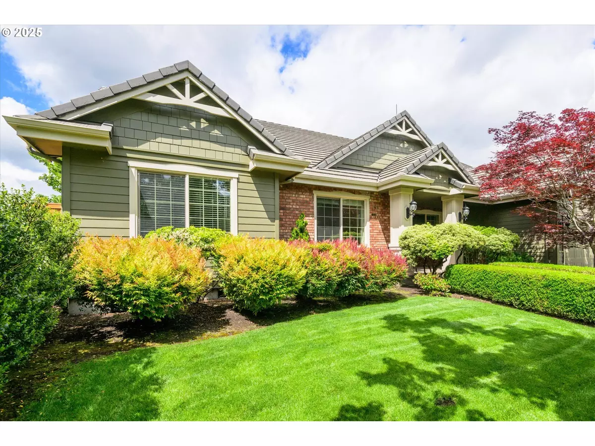 Eugene, OR 97408,2053 LAKEVIEW DR