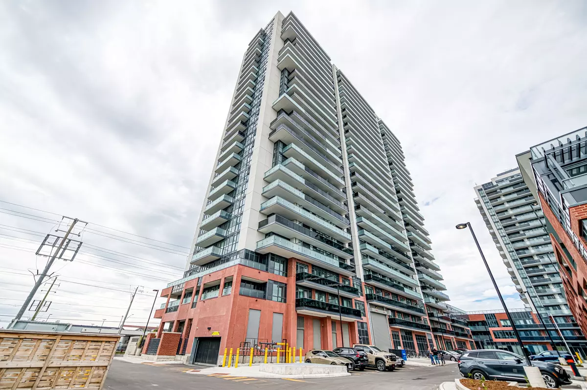 Oshawa, ON L1H 7K4,2545 Simcoe ST N #1909