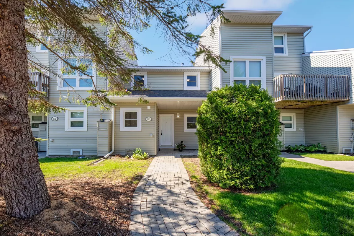 Blue Mountains, ON N0H 2P0,127 Alfred ST W #83