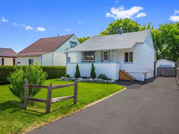 3138 Merritt AVE, Mississauga, ON L4T 1P3