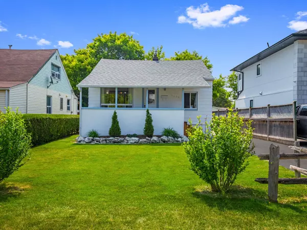 Mississauga, ON L4T 1P3,3138 Merritt AVE