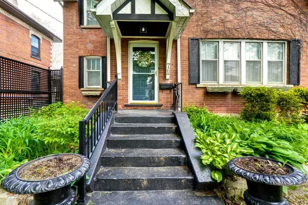 Kawartha Lakes, ON K9V 3R4,76 Bond ST W