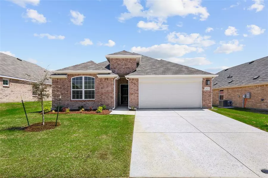 212 Mercy Street, Godley, TX 76044