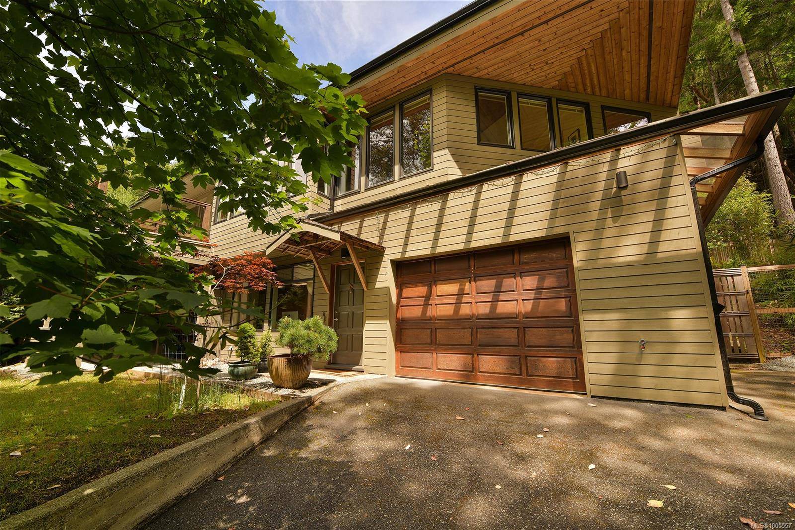 Mayne Island, BC V0N 2J2,297 Wood Dale Dr