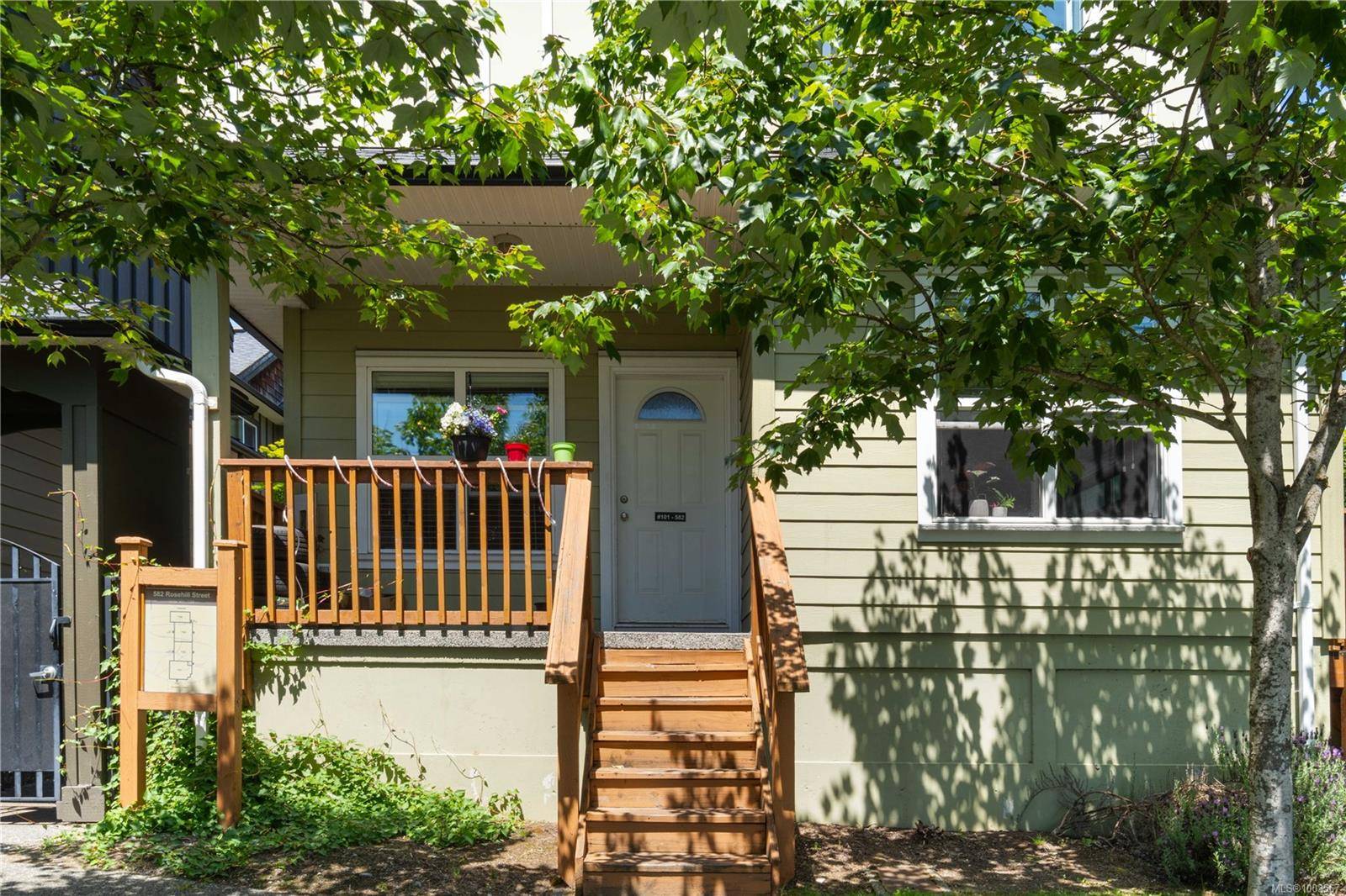 Nanaimo, BC V9S 1H6,582 Rosehill St #101