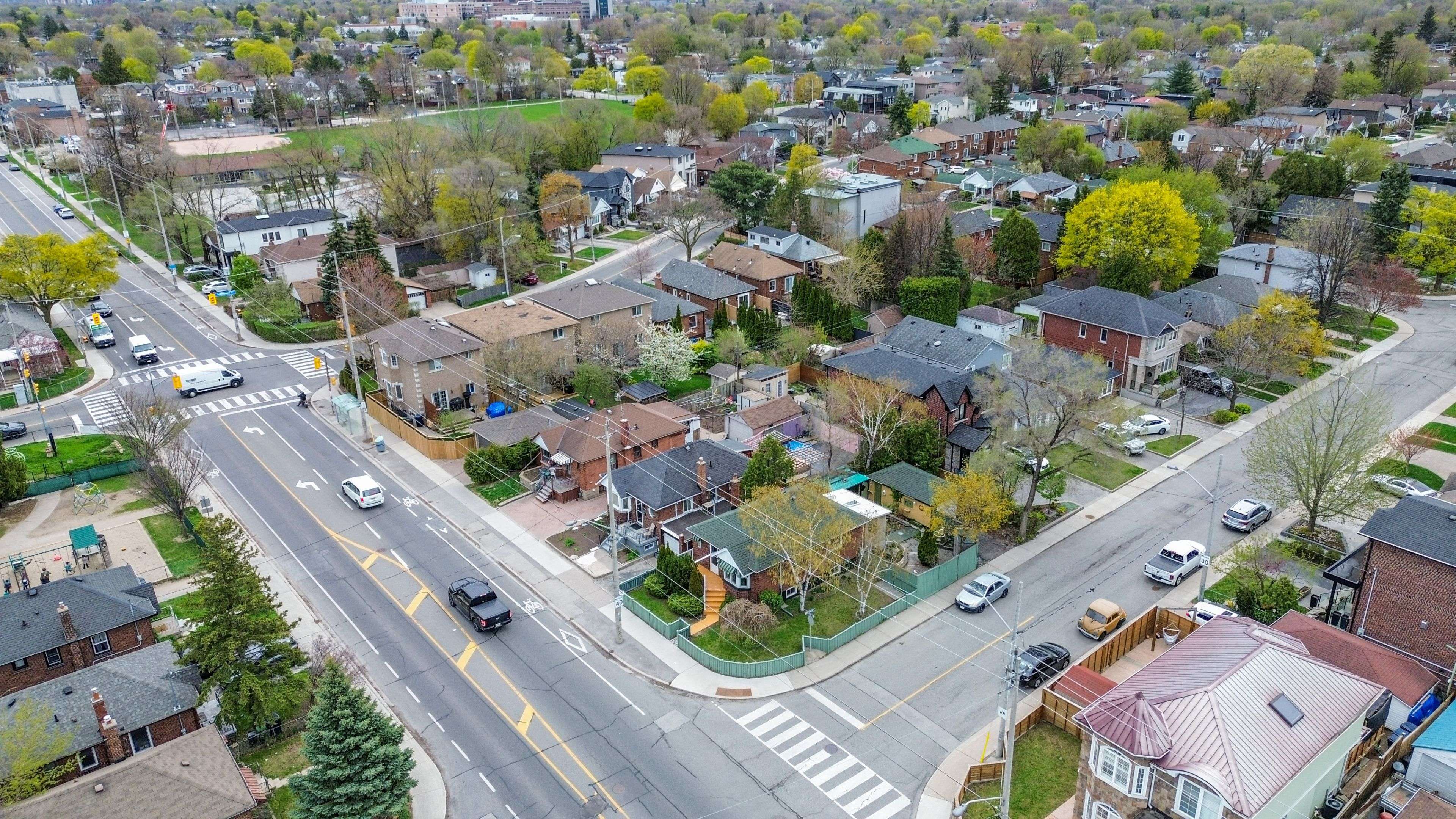 Toronto E03, ON M4J 2N1,319 Cosburn AVE