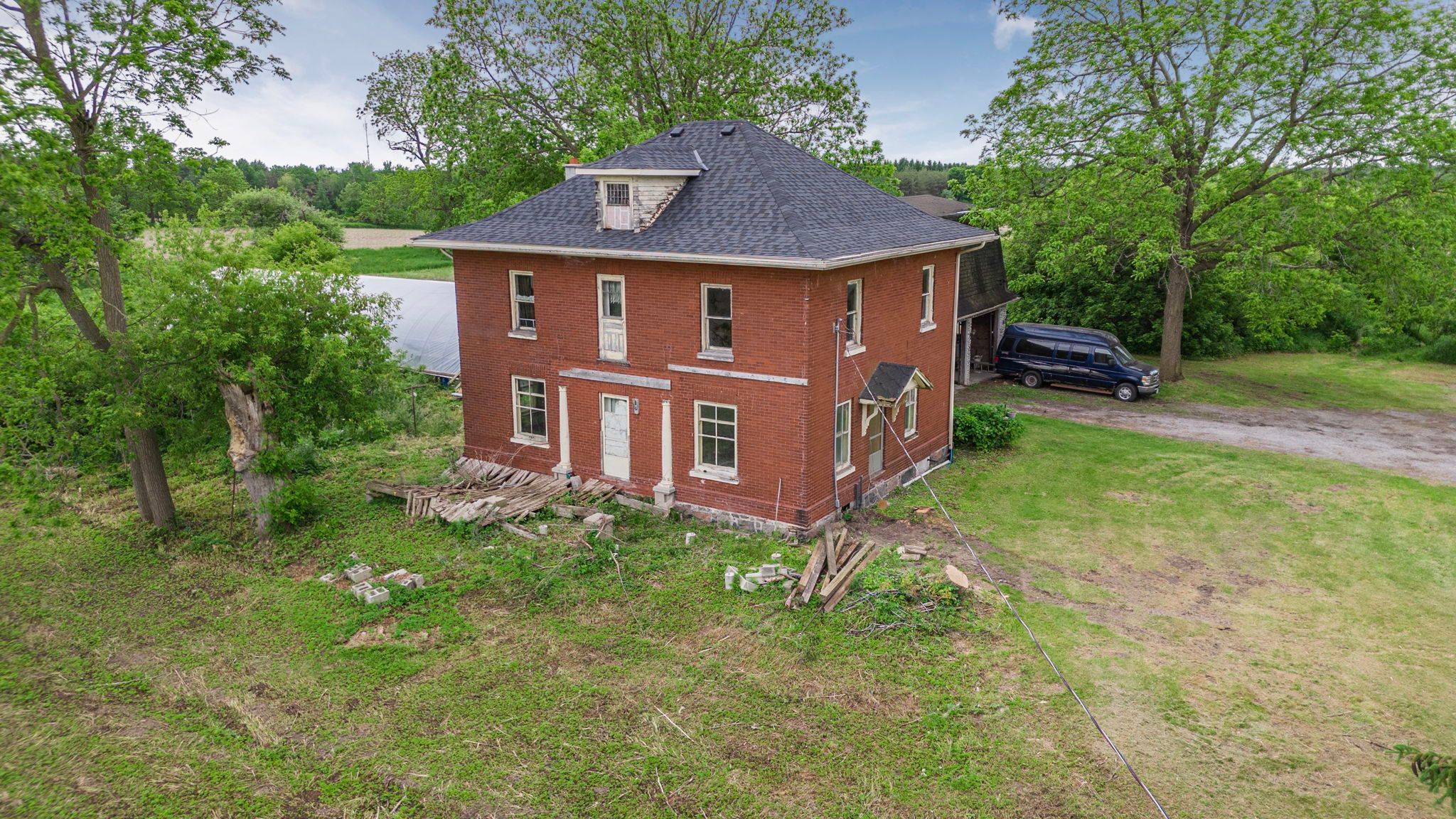 Uxbridge, ON L9P 1R1,6480 Owen RD