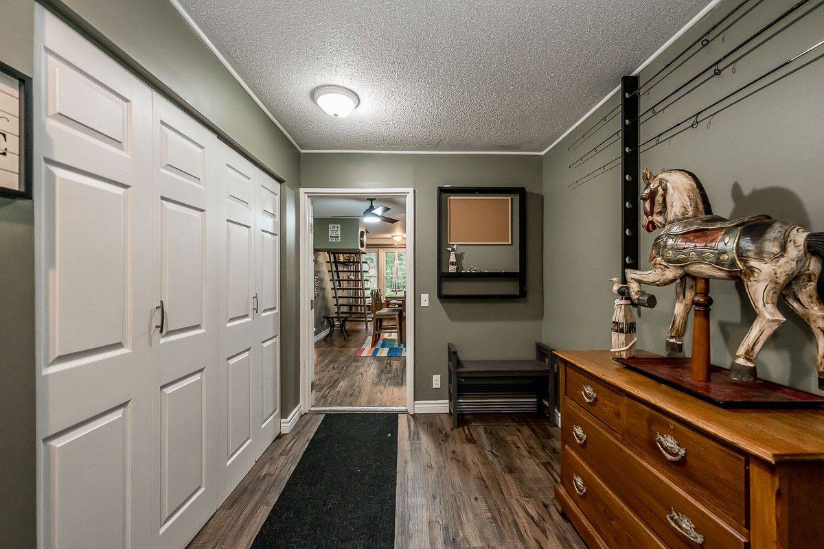 Huntsville, ON P1H 2N5,60 Bridgeview LN