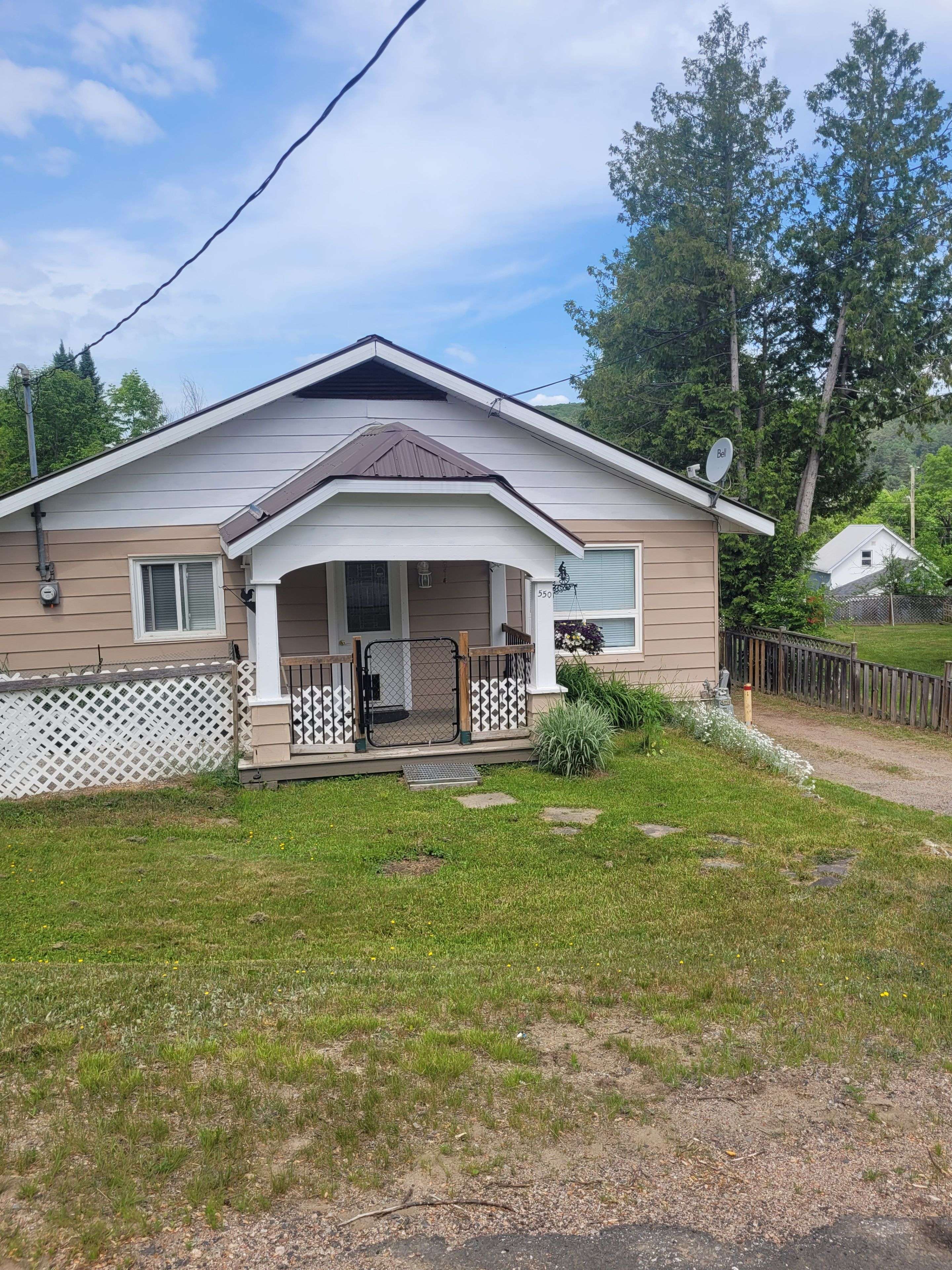 Mattawa, ON P0H 1V0,550 DIVISION ST